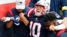 Mac Jones salió lesionado del terreno de juego