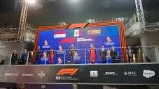 Transmisión española criticó duración del Himno Nacional Mexicano