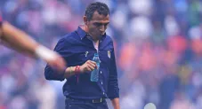Ricardo Cadena tras un partido de Chivas