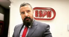 Álvaro Morales previo a un programa de ESPN