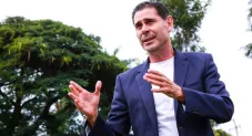 Fernando Hierro en su visita a Verde Valle