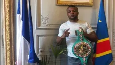 Makabu dijo que va a noquear a Canelo