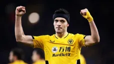 Raúl Jiménez en festejo de gol