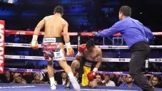 Jaime Munguía noqueó a Gonzalo Coria y mantiene el invicto