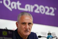 Tite sigue siendo optimista sobre la posibilidad de recuperar a sus dos lesionados