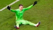 Dominik Livakovic, el primer arquero en parar los primeros dos penales en Mundiales