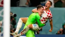 Dominik Livakovic festeja triunfo de Croacia