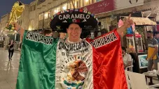 Qatar 2022: Caramelo se suma a aficionados japoneses y deja limpio el Estadio 974