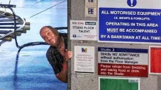 Pearce se dedicaba a la dirección de TV