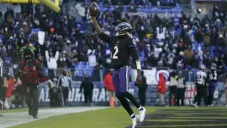 Los Ravens están en postemporada con la victoria de hoy