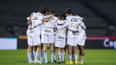 Jugadores de Pumas previo a un partido