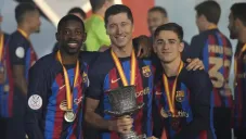 Gavi celebra la Supercopa con Lewandowski y Dembélé