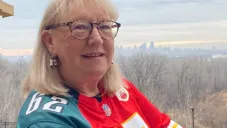 Donna Kelce, mamá de los finalistas de la NFL