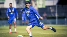 Henry Martin entrenando con el América