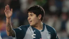 La Chofis López en partido con Tuzos