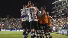 Henry Martín celebrando gol con el América