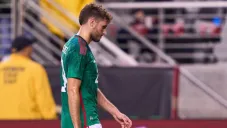 Santiago Giménez con el Tri