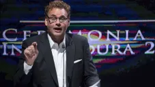 Faitelson tuvo 'pelea' en Twitter