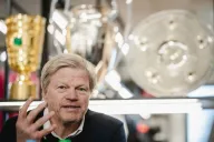 Oliver Kahn 'advierte' al Borussia Dortmund