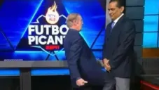 José Ramón Fernández le dio rodillazo a Ramos Rizo al estilo de Fernando Hernández a Lucas Romero