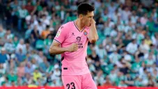César Montes celebrando su gol ante el Betis