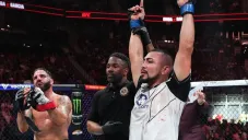 Rafa García luego de derrotar a Clay Guida