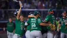 Los jugadores de Yucatán festejan el título