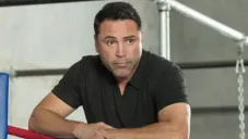 De la Hoya confesó la razón de su ausencia en la pelea de Ryan García