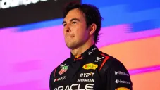 Pérez con la mirada seria