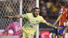 Jonathan Rodríguez festeja su gol