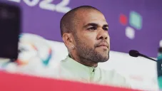 Dani Alves en una conferencia de prensa en Qatar 2022