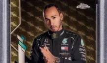 Tarjeta coleccionable de Lewis Hamilton que fue subastada