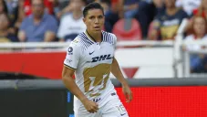 El Chispa luciendo la playera de los Pumas