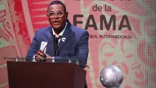 Antonio Carlos Santos aseguró que Chivas tiene miedo: 'Ven la playera del América y se espantan'