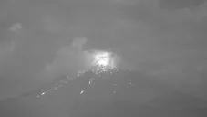 El Popocatépetl hace una exhalación