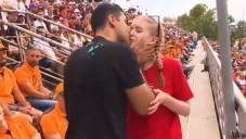 GP de España: Aficionados de Ferrari y Mercedes se comprometen durante la carrera