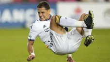 Javier Hernández se operará en las próximas dos semanas