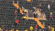 Aficionados de Colombia se pelean y avientan sillas durante amistoso contra Irak