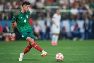 Edson Álvarez durante el México contra Estados Unidos