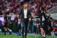 Siboldi dirigiendo con los Tigres