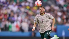 Santi Giménez en un juego del Tricolor