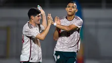 Jugadores del Tri, en festejo de gol