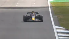 Max le arrebató la Pole a Lando Norris