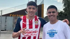 ¿Traicionó a Pumas? Jorge Ruvalcaba es captado con playera de Chivas y lo revientan en redes