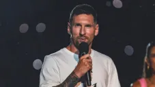 El astro sudamericano en su nuevo equipo y nueva ciudad