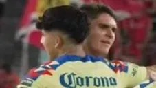 Israel Reyes y Kevin Álvarez se olvidan de Nailea Vidrio y celebran juntos efusivamente