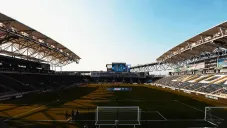 ¿Es a puerta cerrada? Xolos vs Gallos recibe una pobre asistencia en Filadelfia