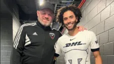Huerta junto al entrenador del DC United