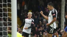 Raúl Jiménez anota su primer gol con el Fulham en duelo amistoso