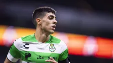 Juan Brunetta jugando con Santos